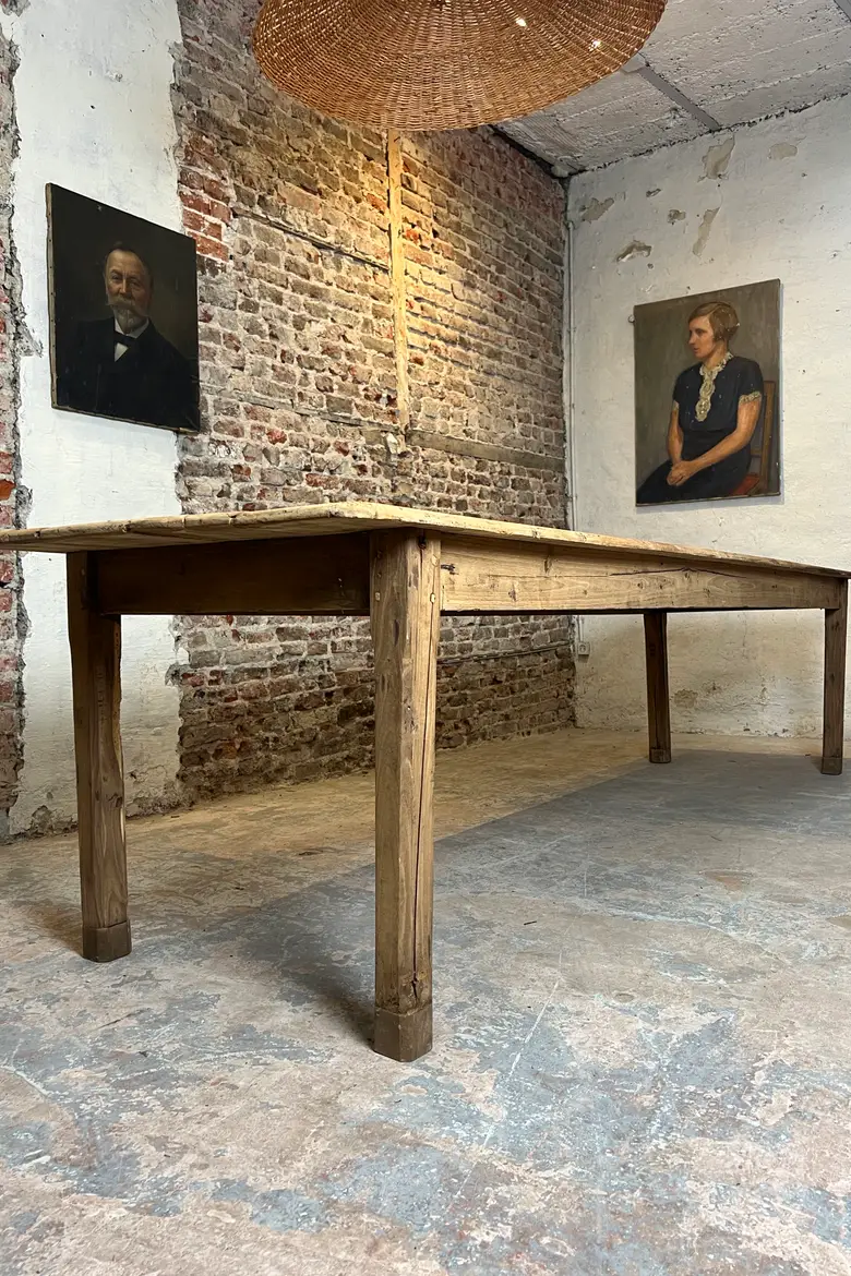 Ancienne grande table en peuplier