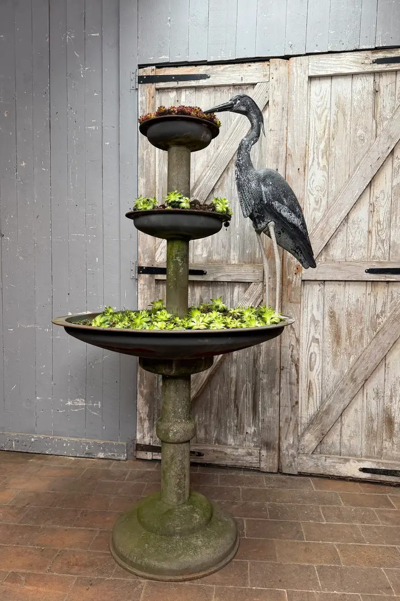 Ancienne jardinière en fonte