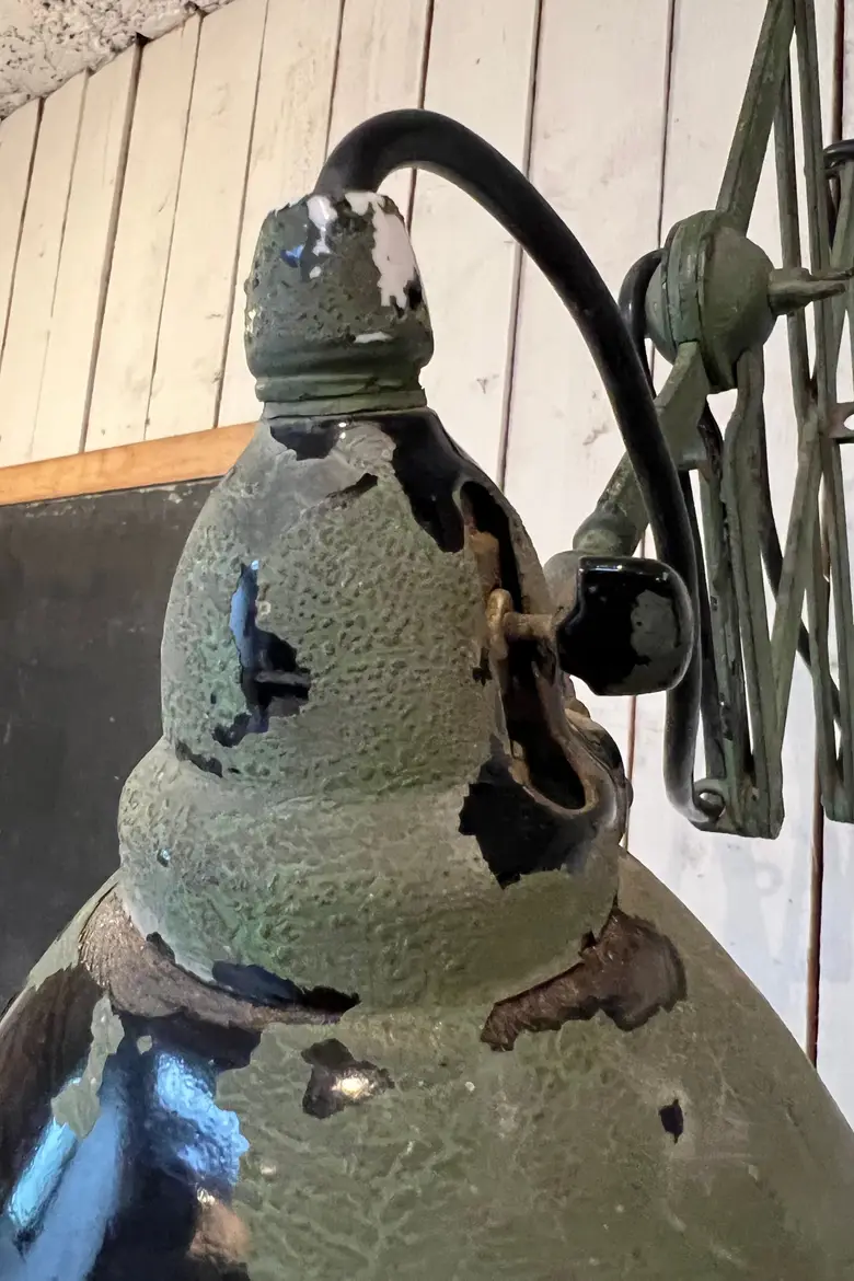 Ancienne lampe accordéon en métal Début XXème