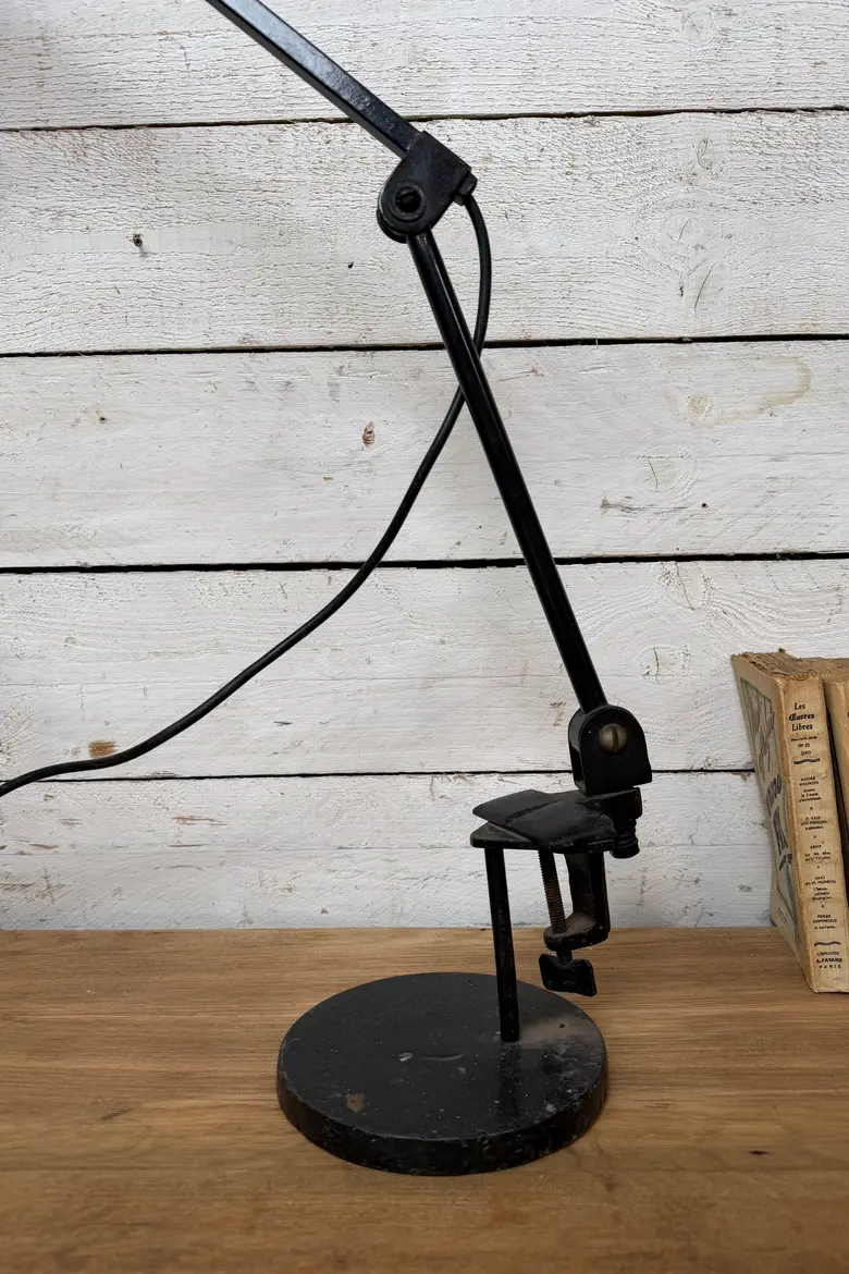 Ancienne lampe d’atelier années 50 — Ancienne lampe d’atelier années 50
