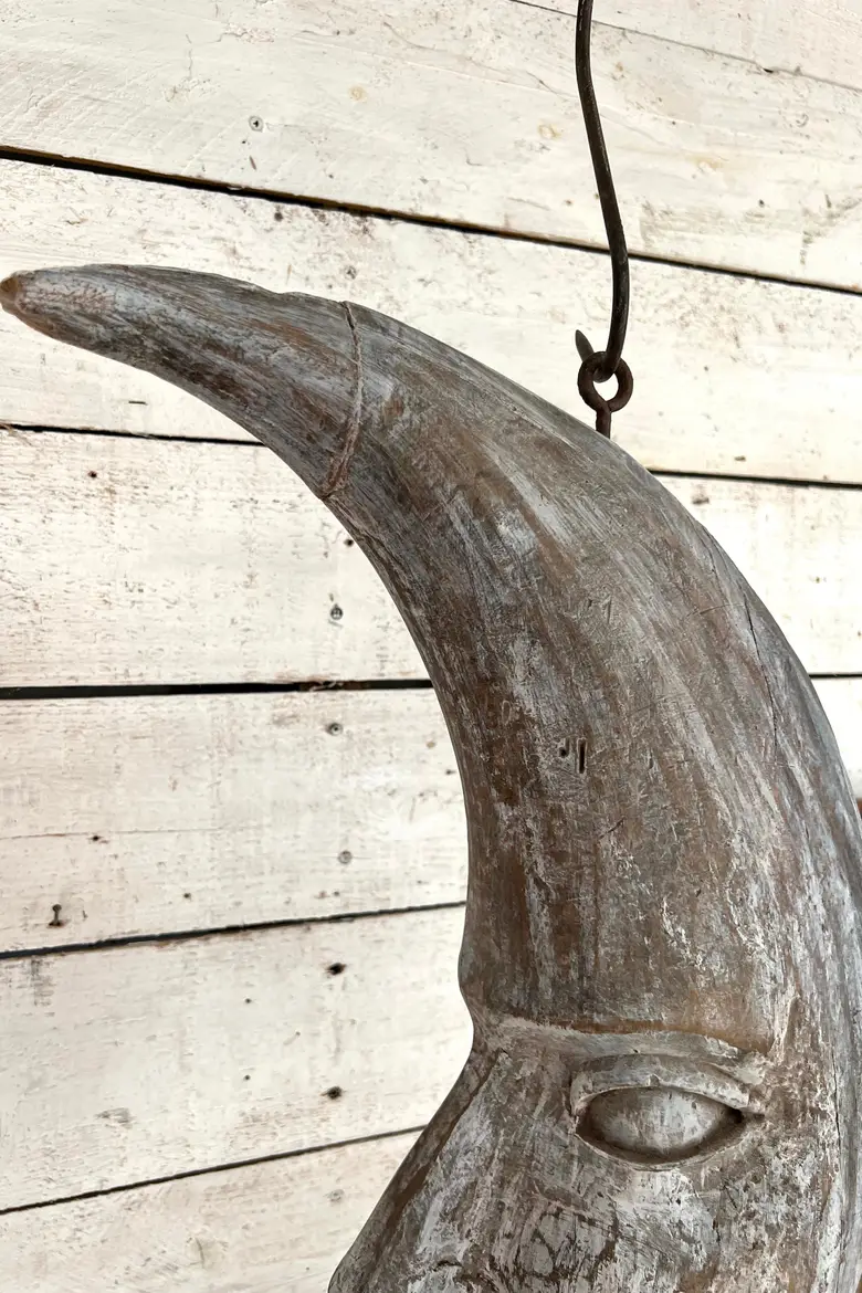 Ancienne lune en bois