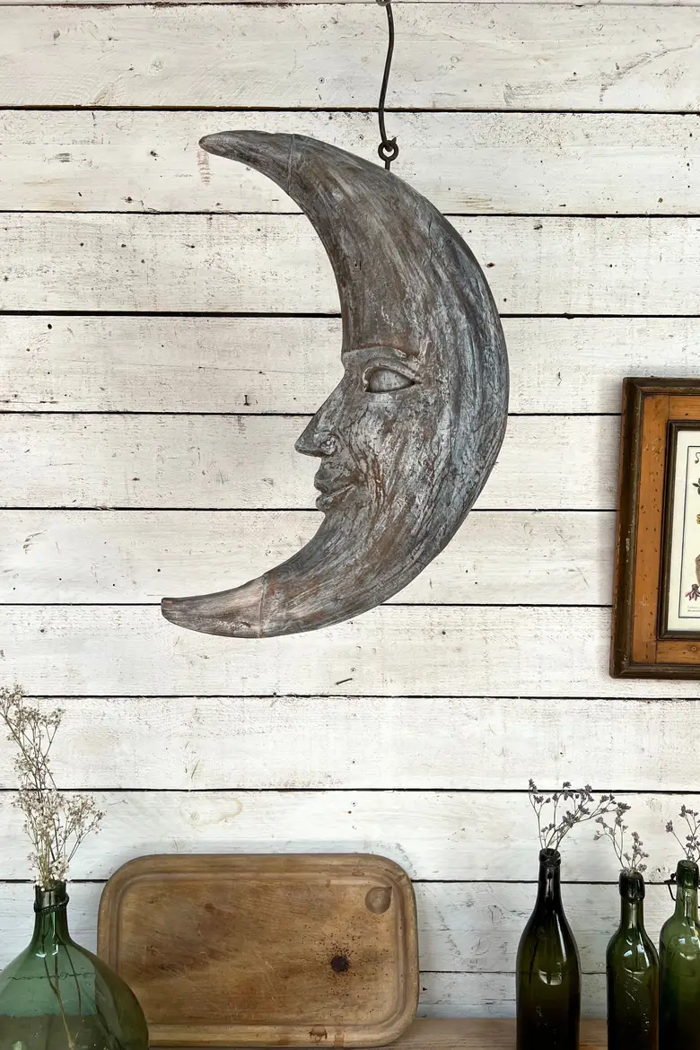 Ancienne lune en bois