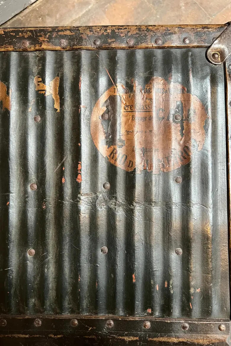Ancienne malle de voyage 1900