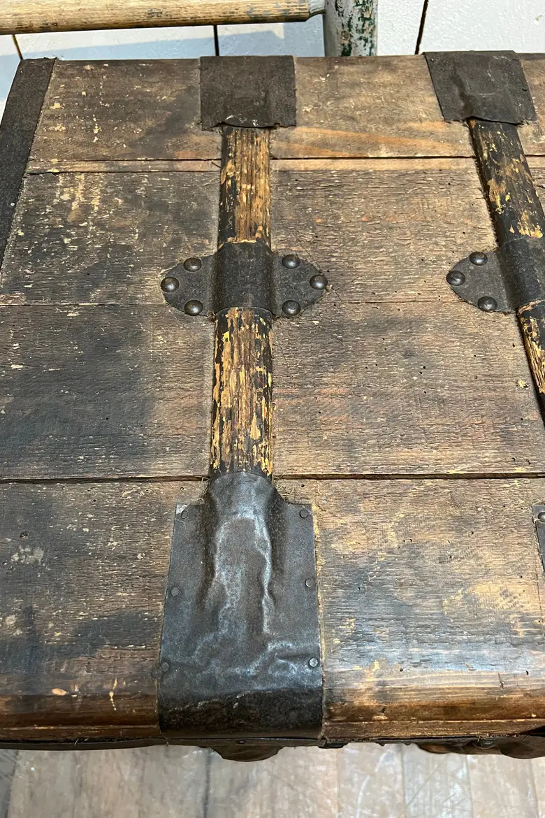 Ancienne malle d'officier en bois Début XXème