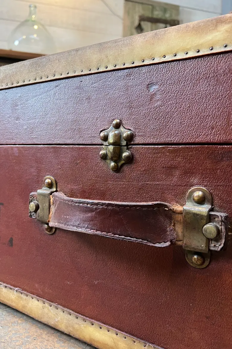 Ancienne malle en cuir Début XXème