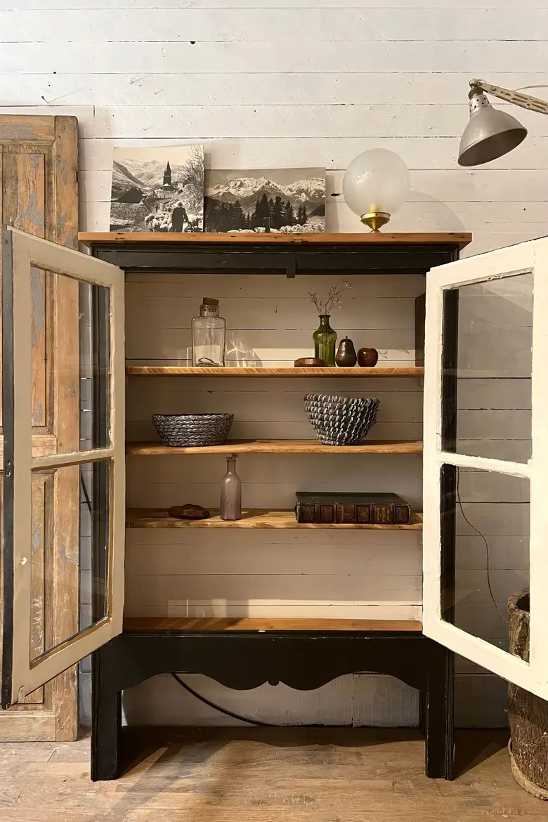 Ancienne petite vitrine en sapin Début XXème