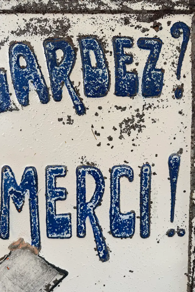 Ancienne plaque publicitaire La Tribune de l’Aube