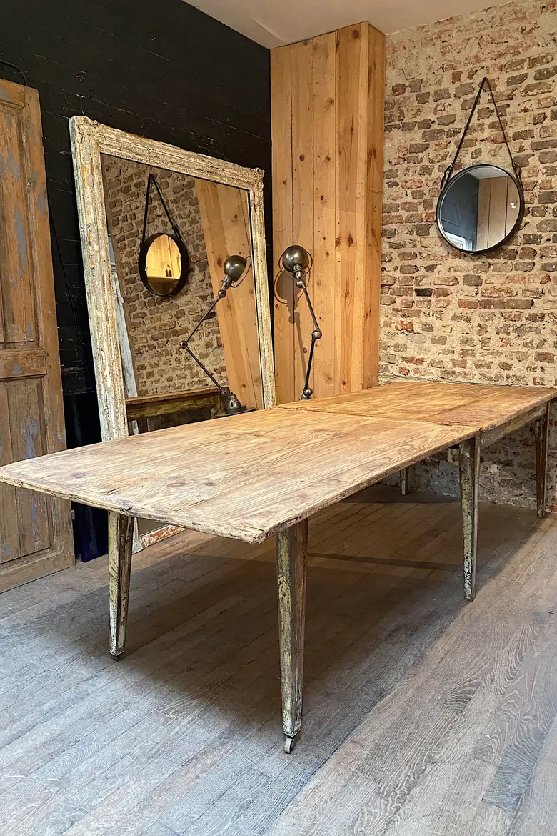 Ancienne table à rallonge en bois Début XXème