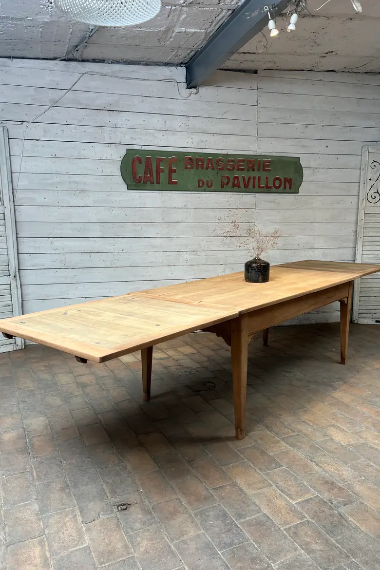 Ancienne table à rallonge en merisier – Début XXe siècle