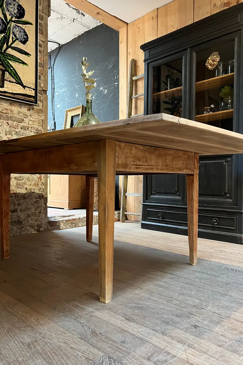 Ancienne table à système dépliable en noyer  XIXème