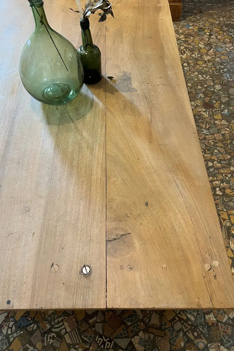 Ancienne table basse en bois Début XXème