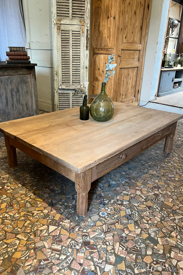 Ancienne table basse en bois Début XXème