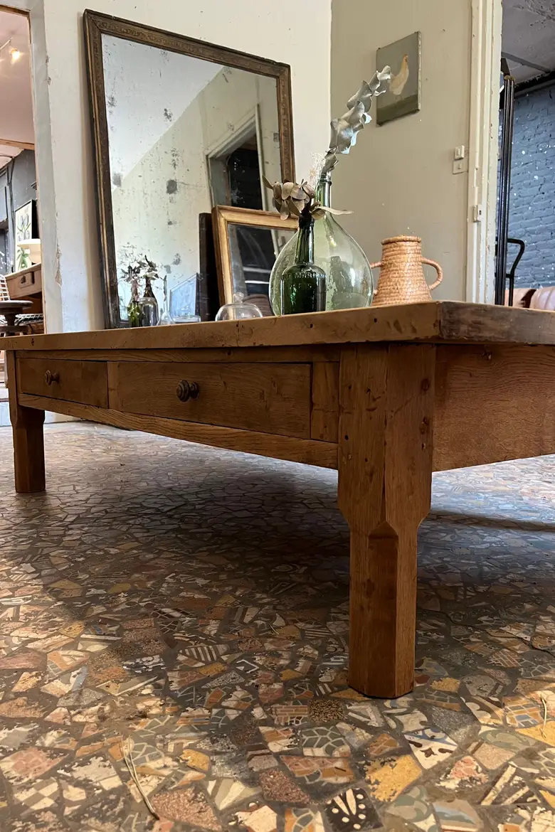 Ancienne table basse en bois Début XXème