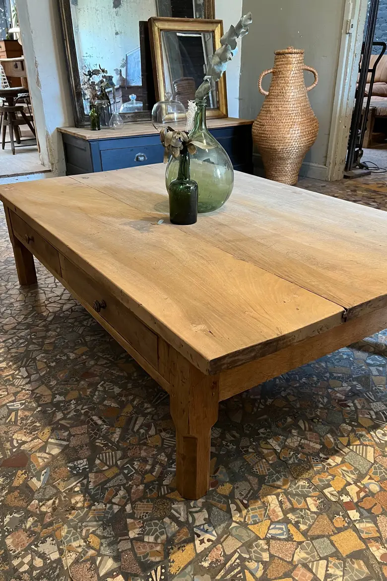 Ancienne table basse en bois Début XXème