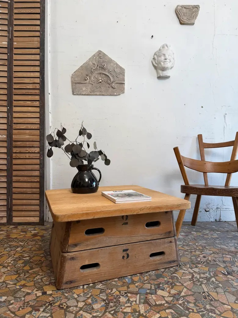 Ancienne table basse en chêne et pin