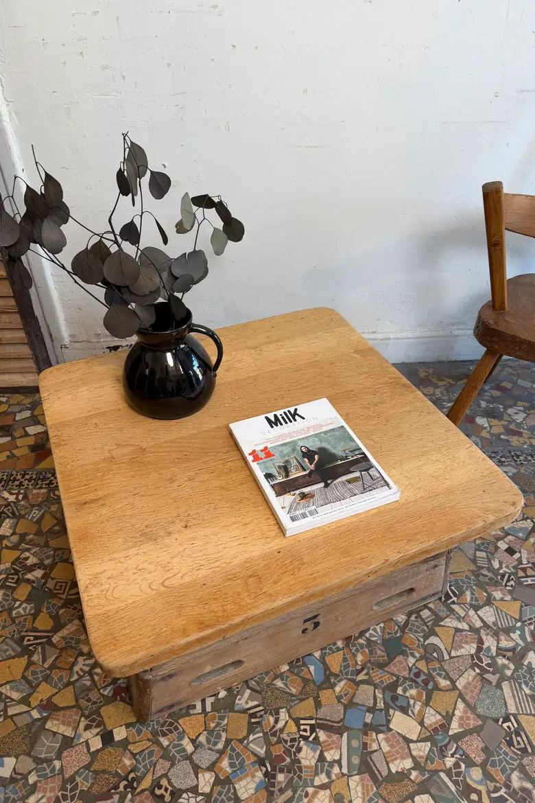 Ancienne table basse en chêne et pin