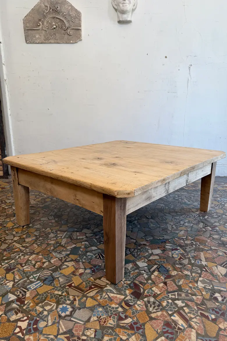 Ancienne table basse en peuplier