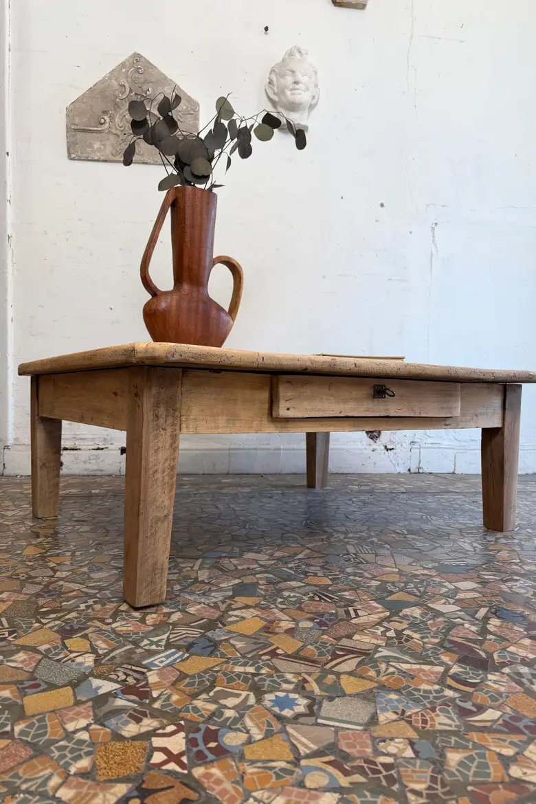 Ancienne table basse en peuplier