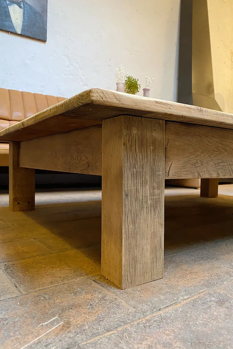 Ancienne table basse en sapin Début XXème