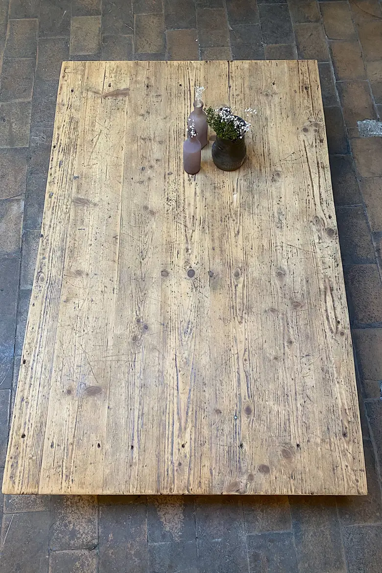 Ancienne table basse en sapin Début XXème