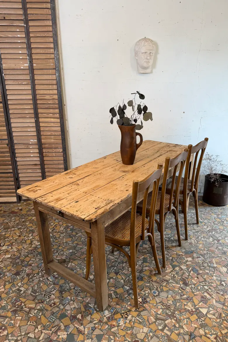 Ancienne table d’atelier