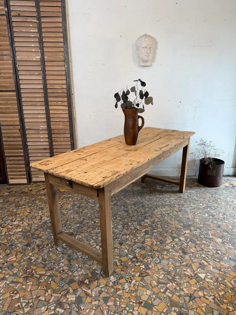 Ancienne table d’atelier