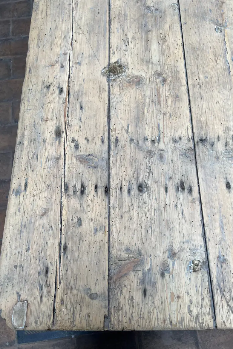 Ancienne table d’atelier en sapin Début XXème