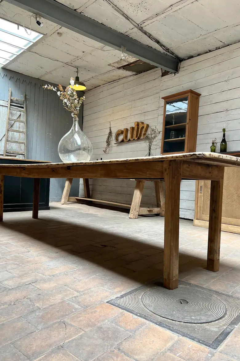 Ancienne table d’atelier en sapin Début XXème