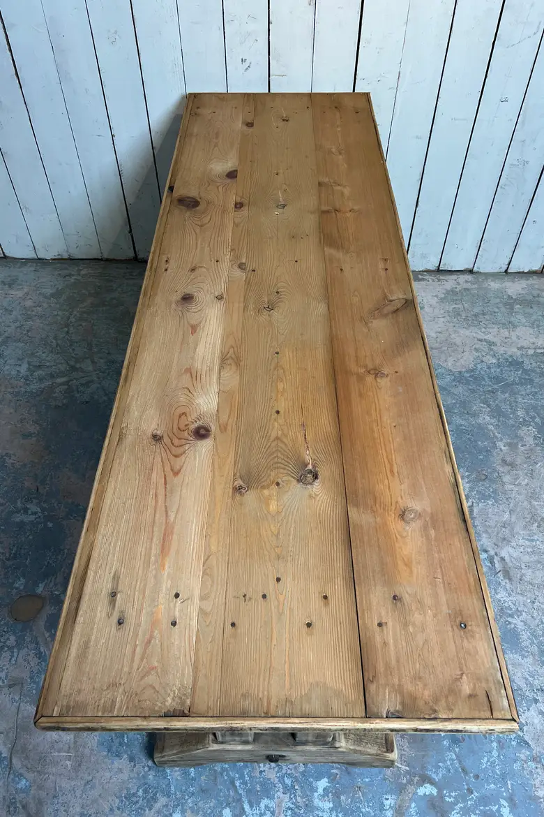 Ancienne table de bistrot