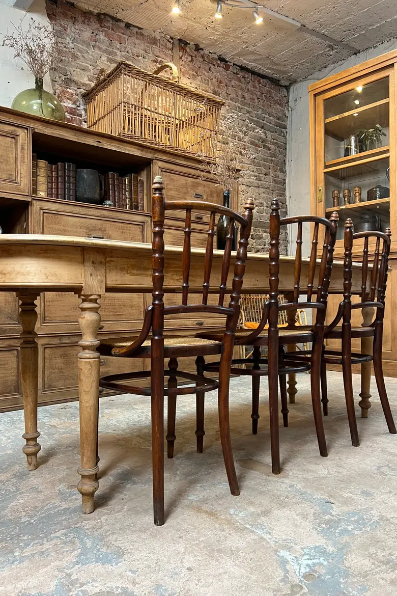 Ancienne table de bistrot