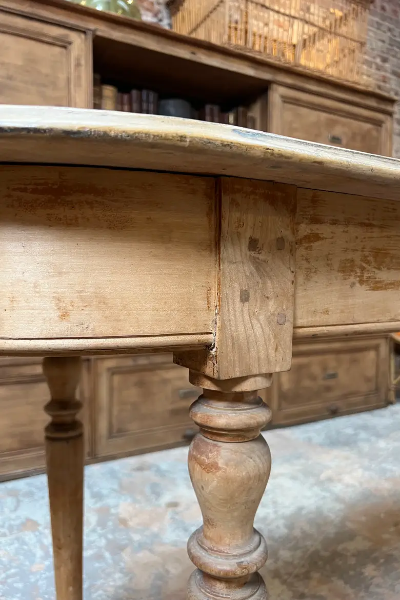 Ancienne table de bistrot