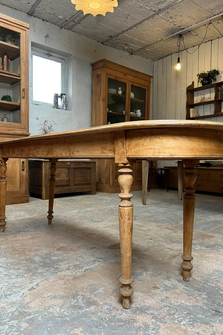 Ancienne table de bistrot