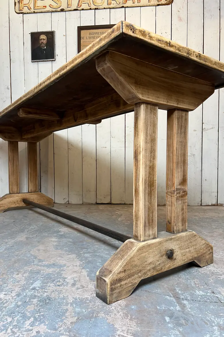 Ancienne table de bistrot