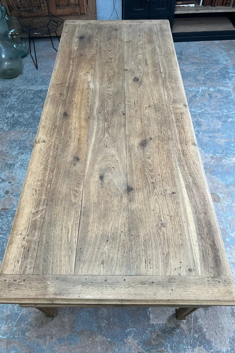 Ancienne table de communauté en chêne
