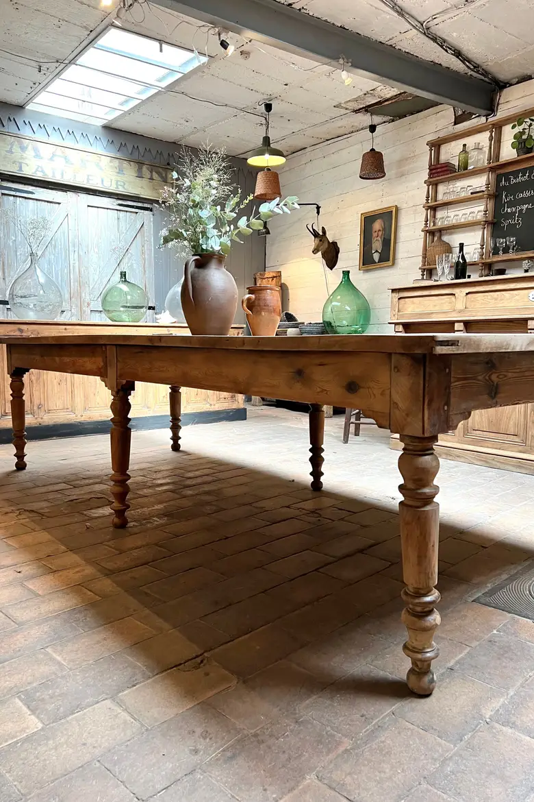 Ancienne table de confection en sapin Début XXème