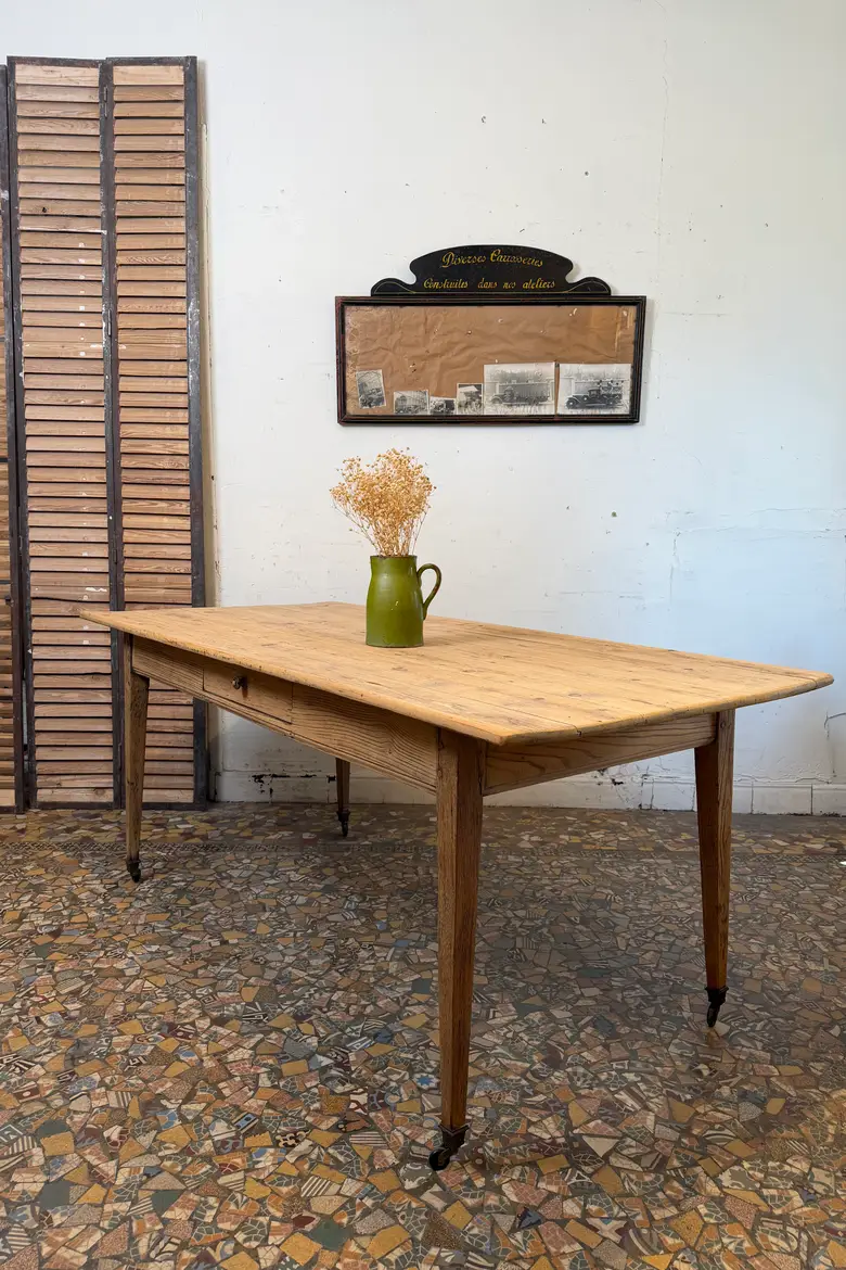 Ancienne table de ferme en sapin