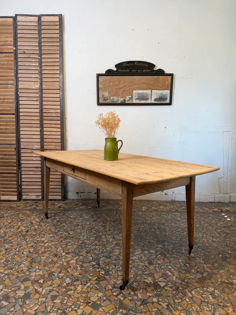 Ancienne table de ferme en sapin