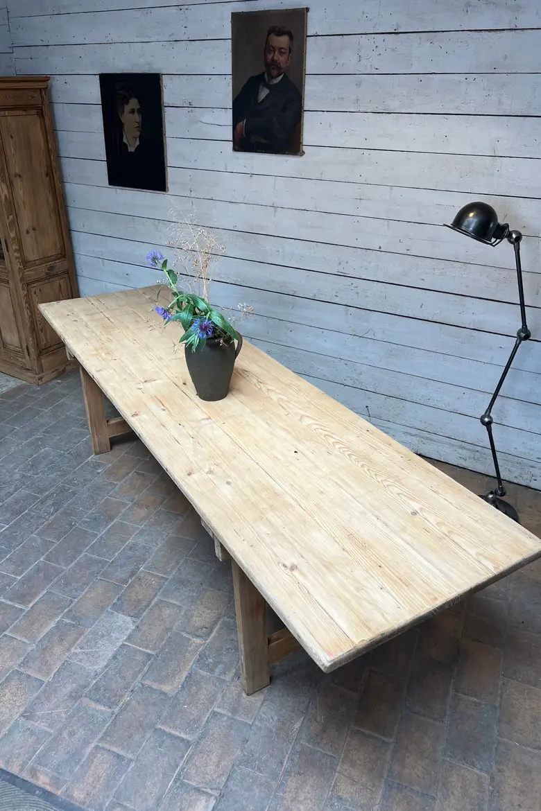 Ancienne table de kermesse en sapin