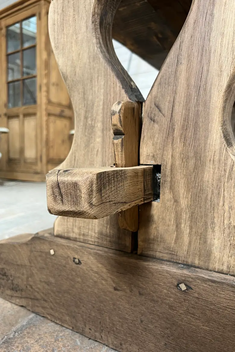 Ancienne table de monastère – Début XXe siècle