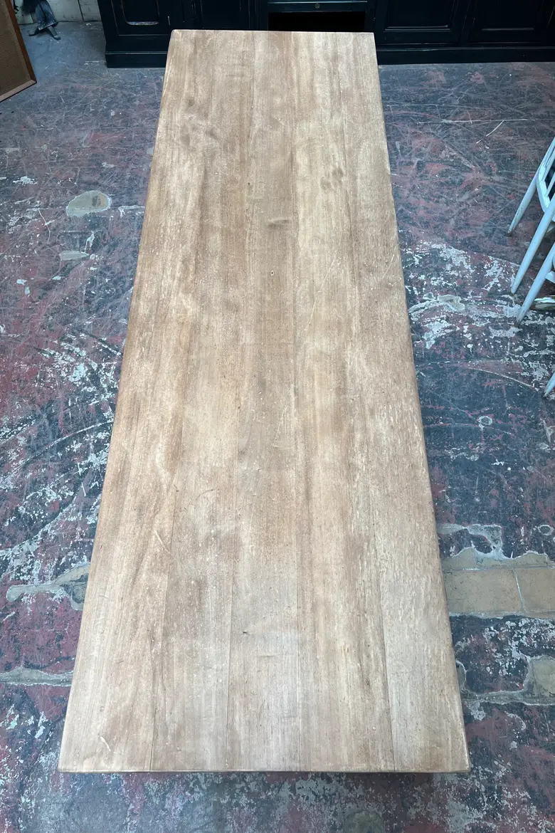Ancienne table de pensionnat de style Prouvé 1950
