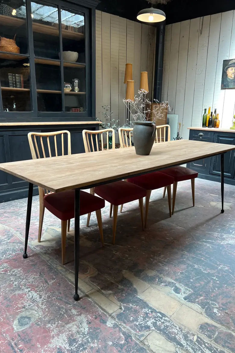 Ancienne table de pensionnat de style Prouvé 1950
