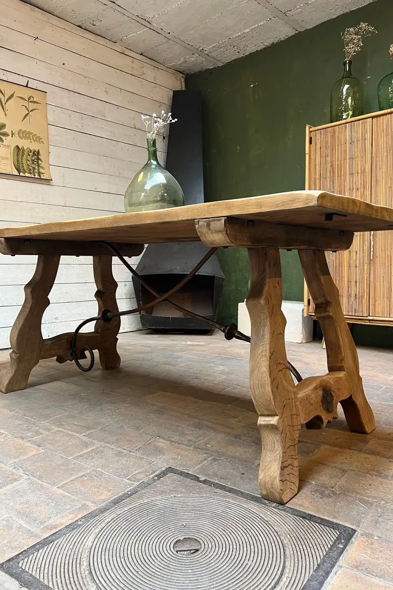Ancienne table de réfectoire à rallonges d’origine Espagnole