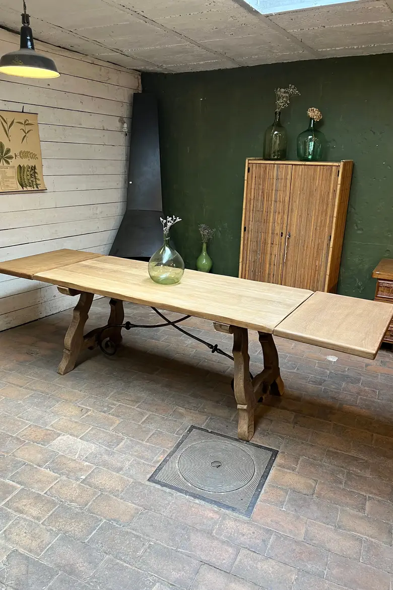 Ancienne table de réfectoire à rallonges d’origine Espagnole