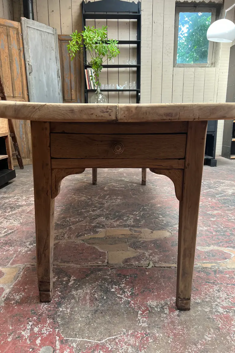 Ancienne table d’estaminet