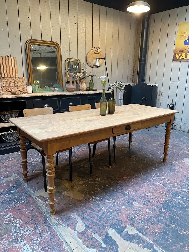 Ancienne table d'estaminet en merisier Début XXème