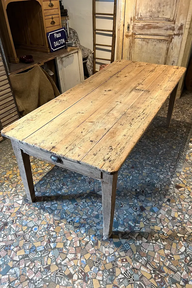 Ancienne table en bois Début XXème