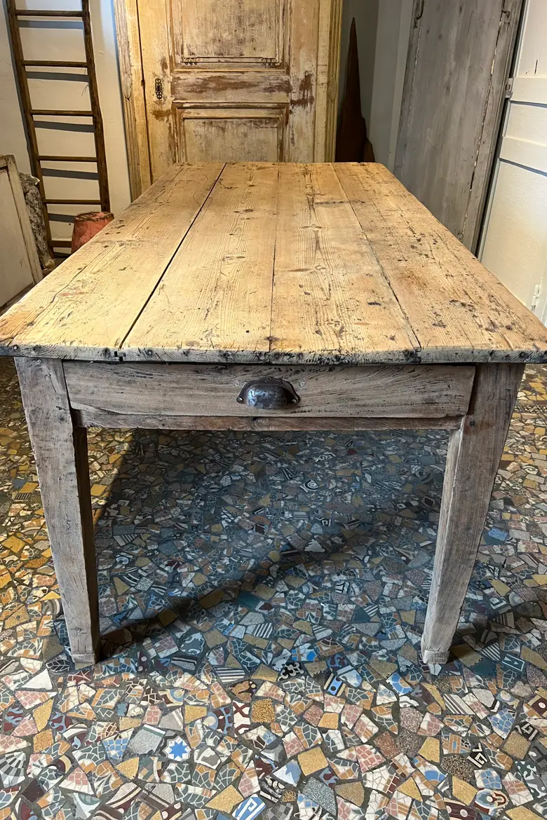 Ancienne table en bois Début XXème