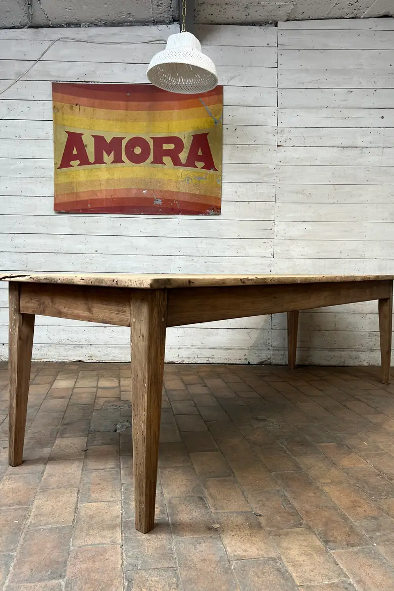 Ancienne table en châtaignier – Début XXe siècle
