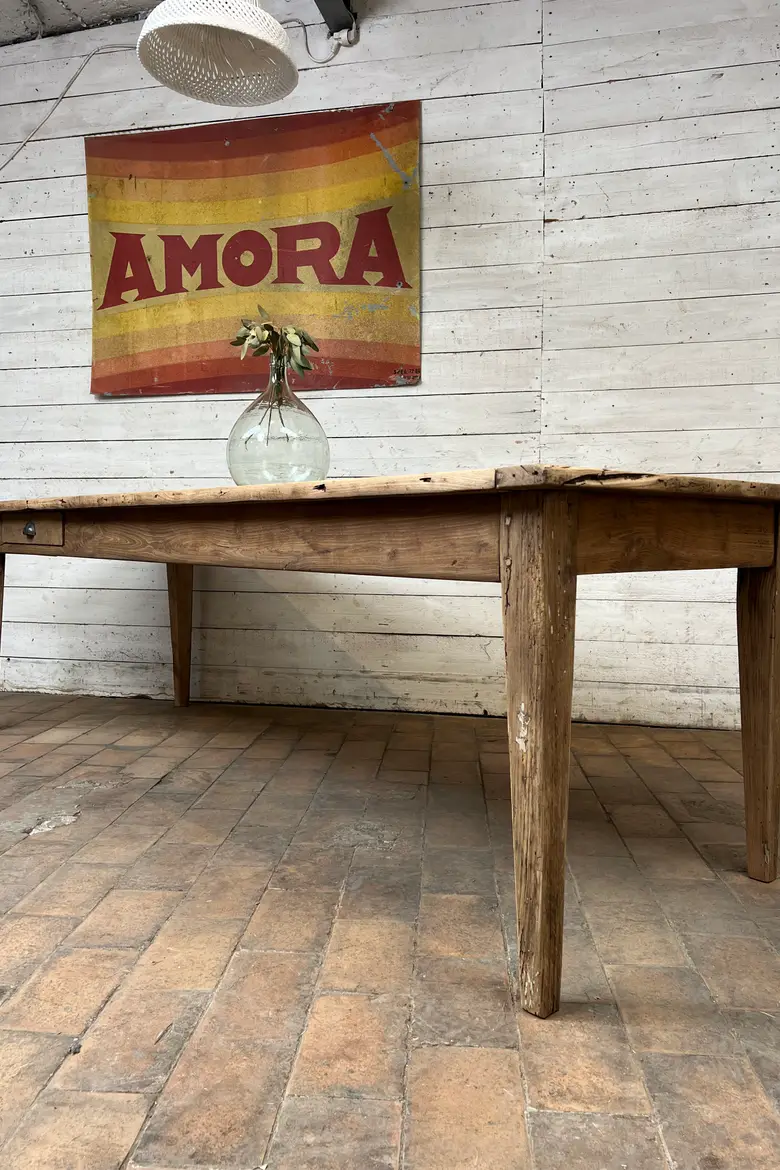 Ancienne table en châtaignier – Début XXe siècle