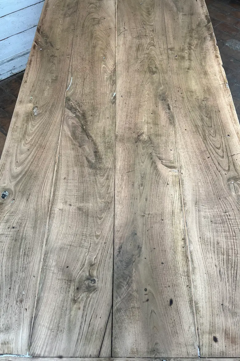 Ancienne table en châtaignier – Début XXe siècle